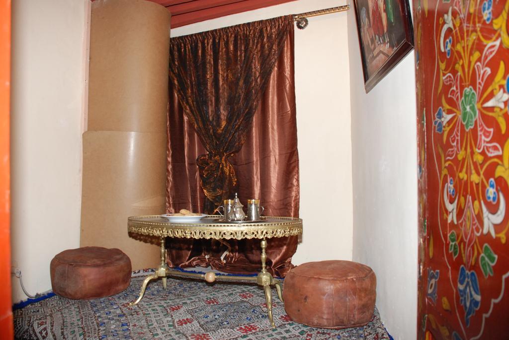 Riad La Source Bleue Fez Kamer foto